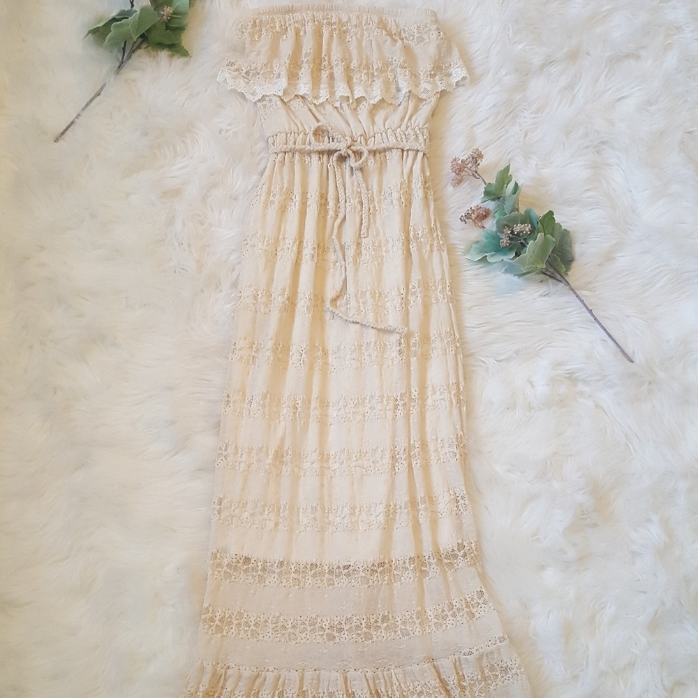 Cream lace maxi dress